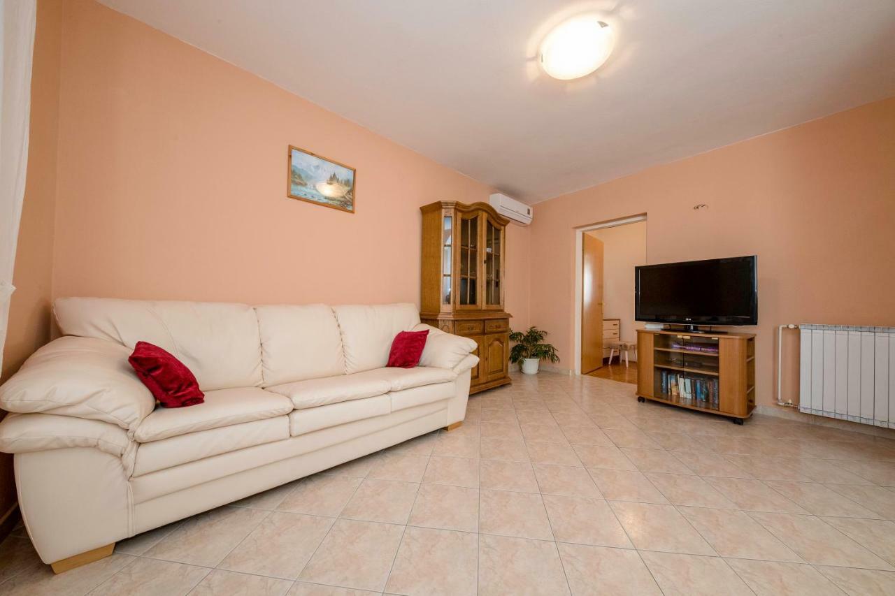 Apartmani Sanjin Tariba Supetarska Draga Eksteriør billede