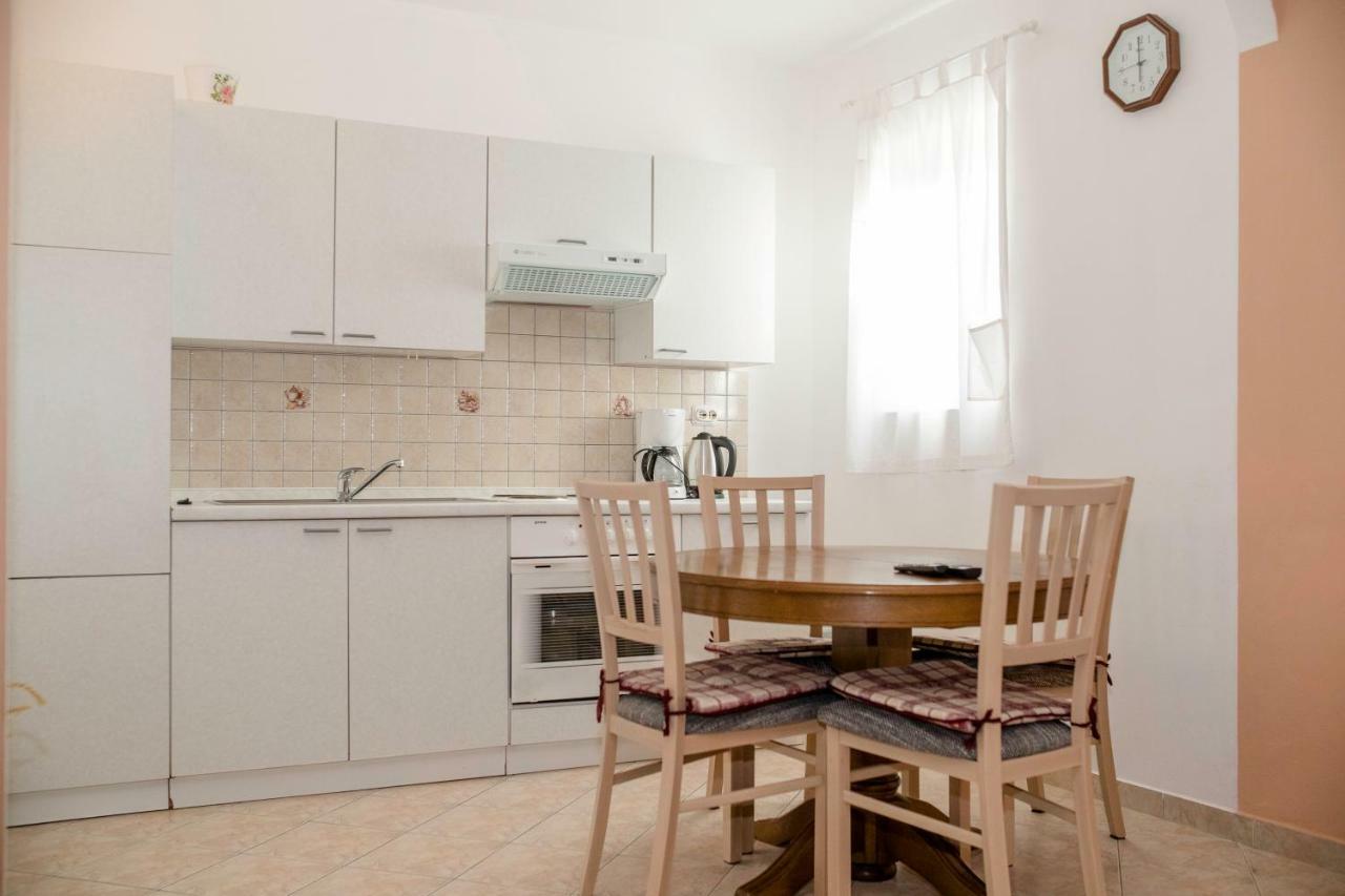 Apartmani Sanjin Tariba Supetarska Draga Eksteriør billede