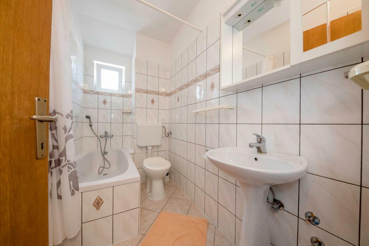 Apartmani Sanjin Tariba Supetarska Draga Eksteriør billede